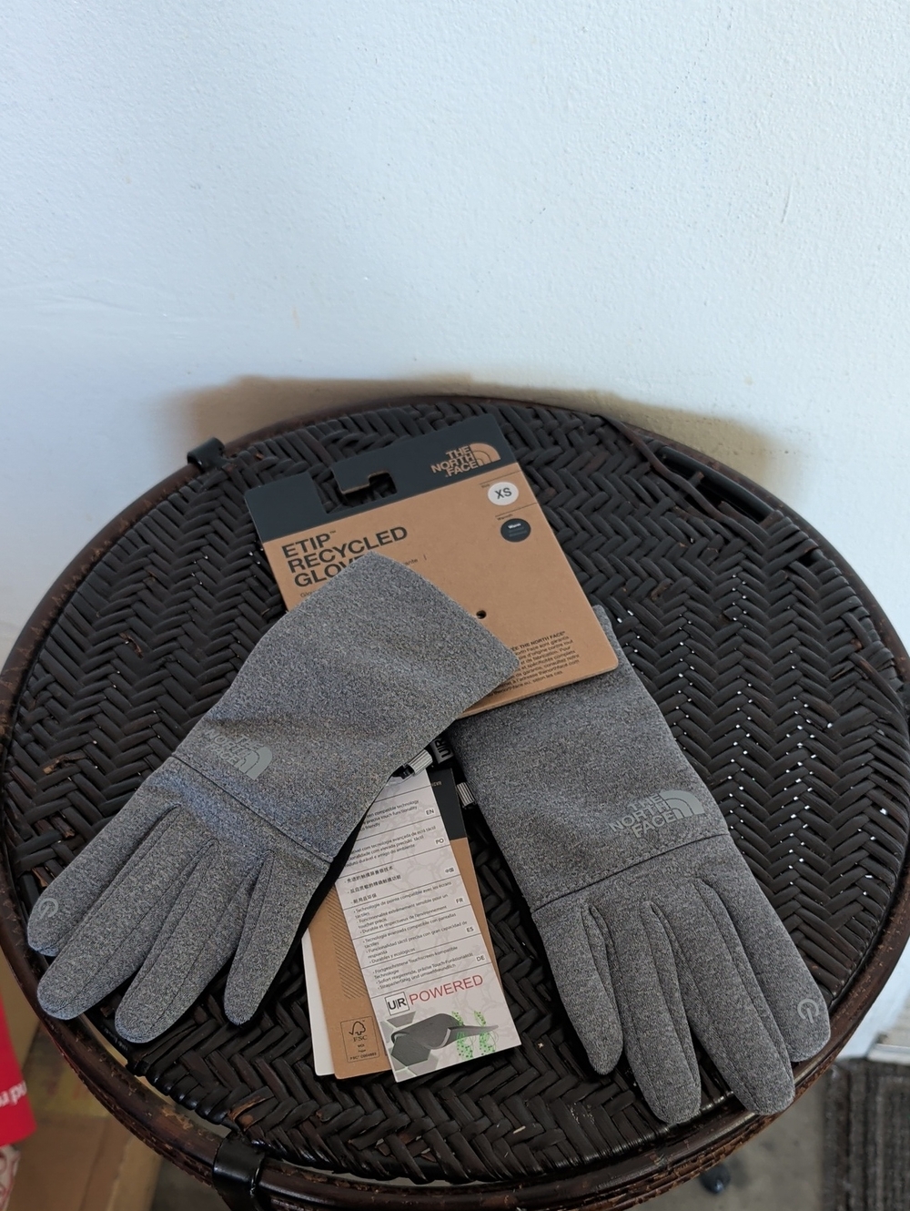 The North Face Gray ETIP Recycled Gloves - Unisex XS